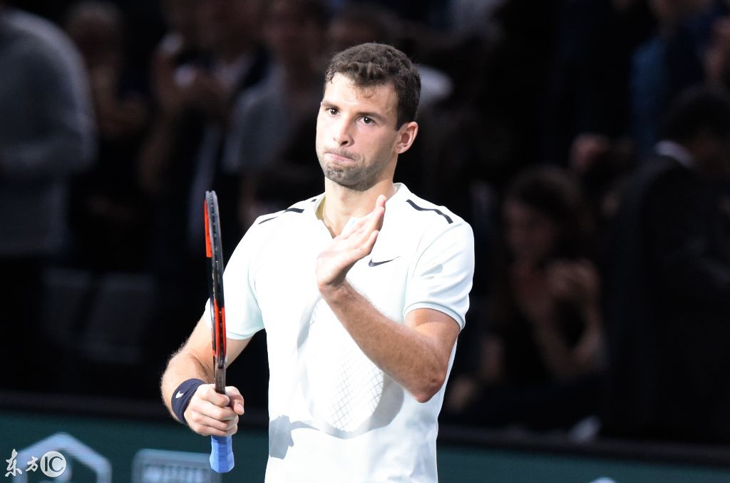 而西蒙斯的 而西蒙斯的